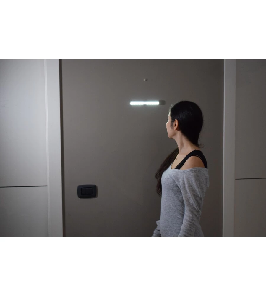 Sticky light luce 10 led con sensore di movimento