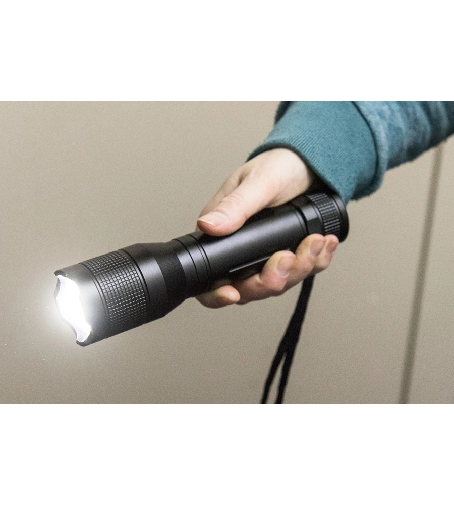 Torcia in alluminio 1500 lumen, ipx 7