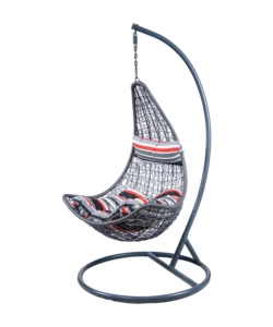 Poltrona da esterno sospesa in pe rattan con struttura in metallo grigio e cuscino a righe, 120x195 cm