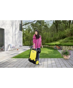 Spazzatrice manuale karcher s4 con una spazzola laterale