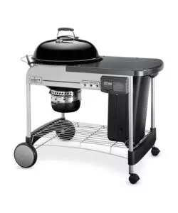 Barbecue a carbone weber 'performer deluxe gbs' con griglia 57 cm