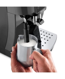 Macchina da caffÈ automatica "ecam220.22.gb" con funzioni avanzate colore nero