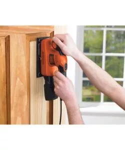 Levigatrice orbitale elettrica black+decker "ka320e-qs" diametro 2 mm 240w